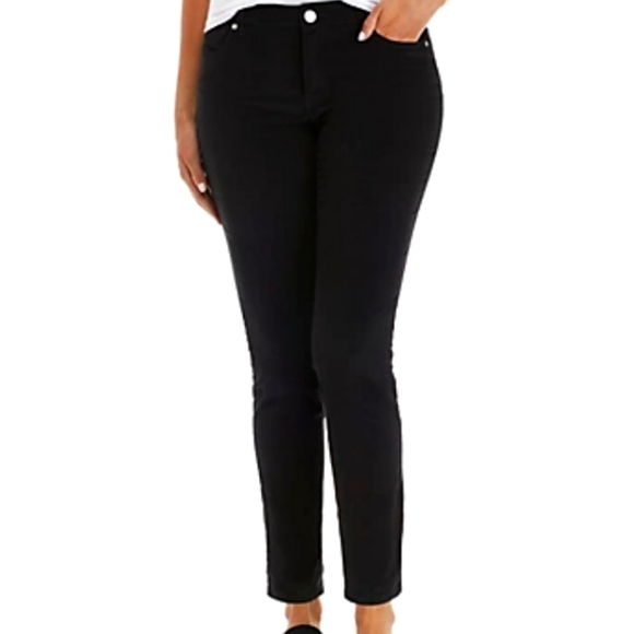 CROWN & IVY Women's Skinny Corduroy Pants Black Size 8 - Picture 1 of 8